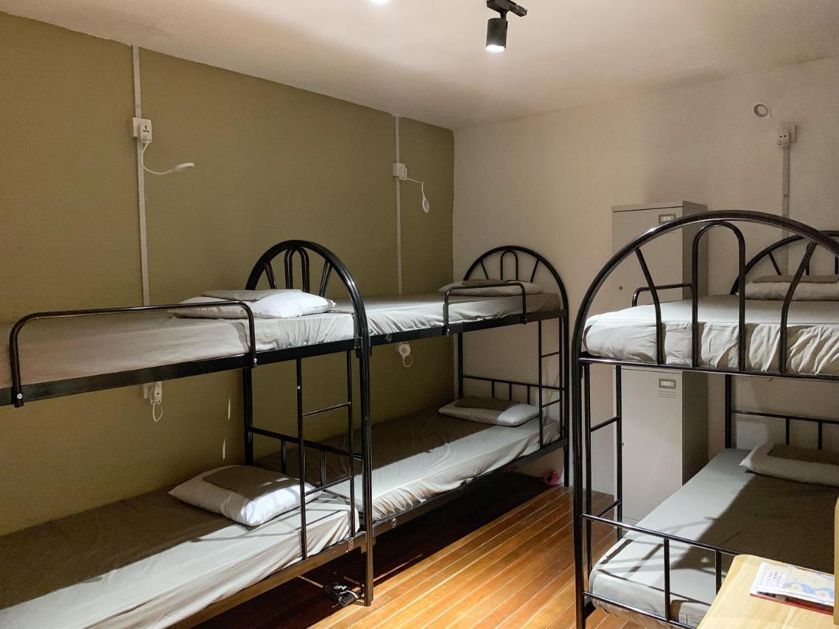 Hornbill'S Nest Kuching Hostel Exterior photo